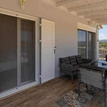 Apartment Mavrovouni