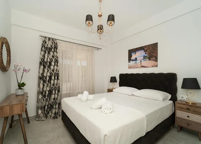 Mavrovouni * Finikounda