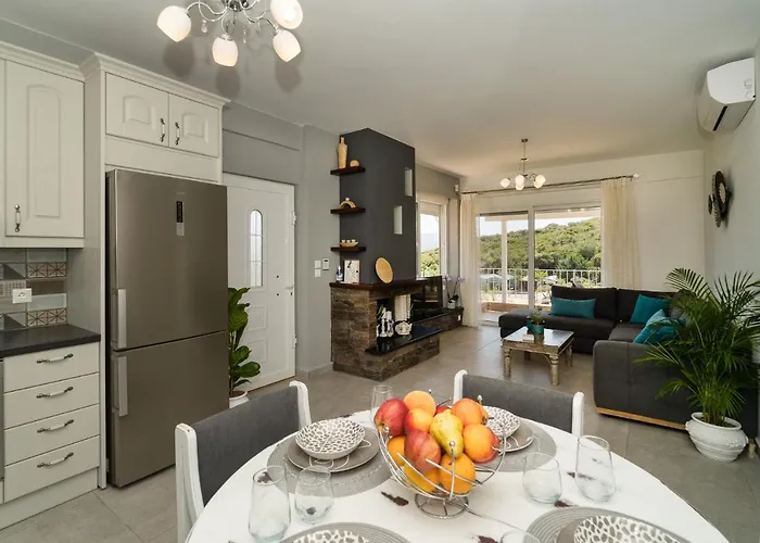 Mavrovouni * Finikounda